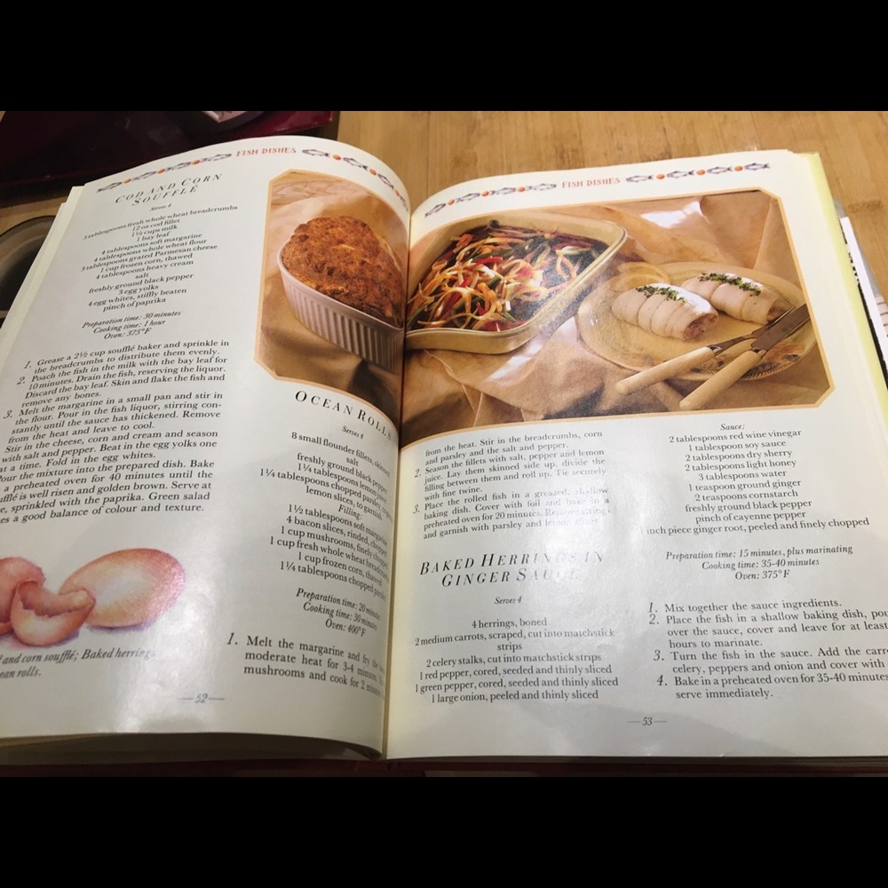 Cooking Naturally Book - Picture 4 of 6